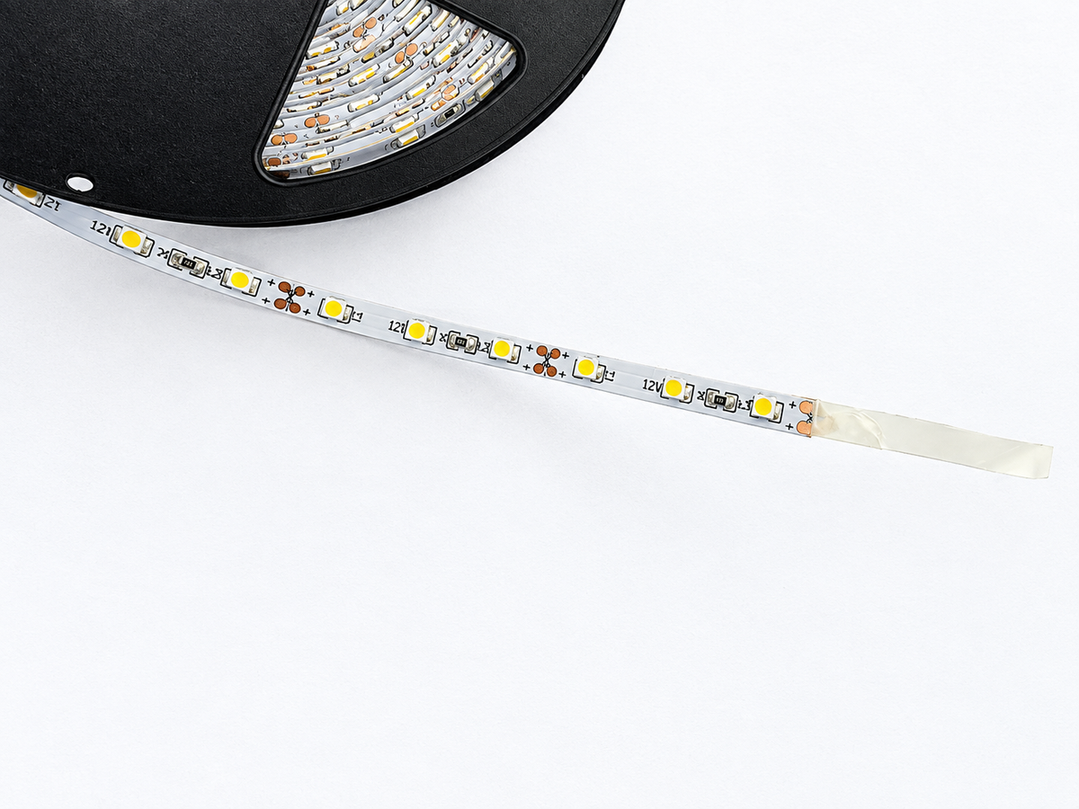 LED light Strip 5mm by 10m Pennine Leisure Supplies