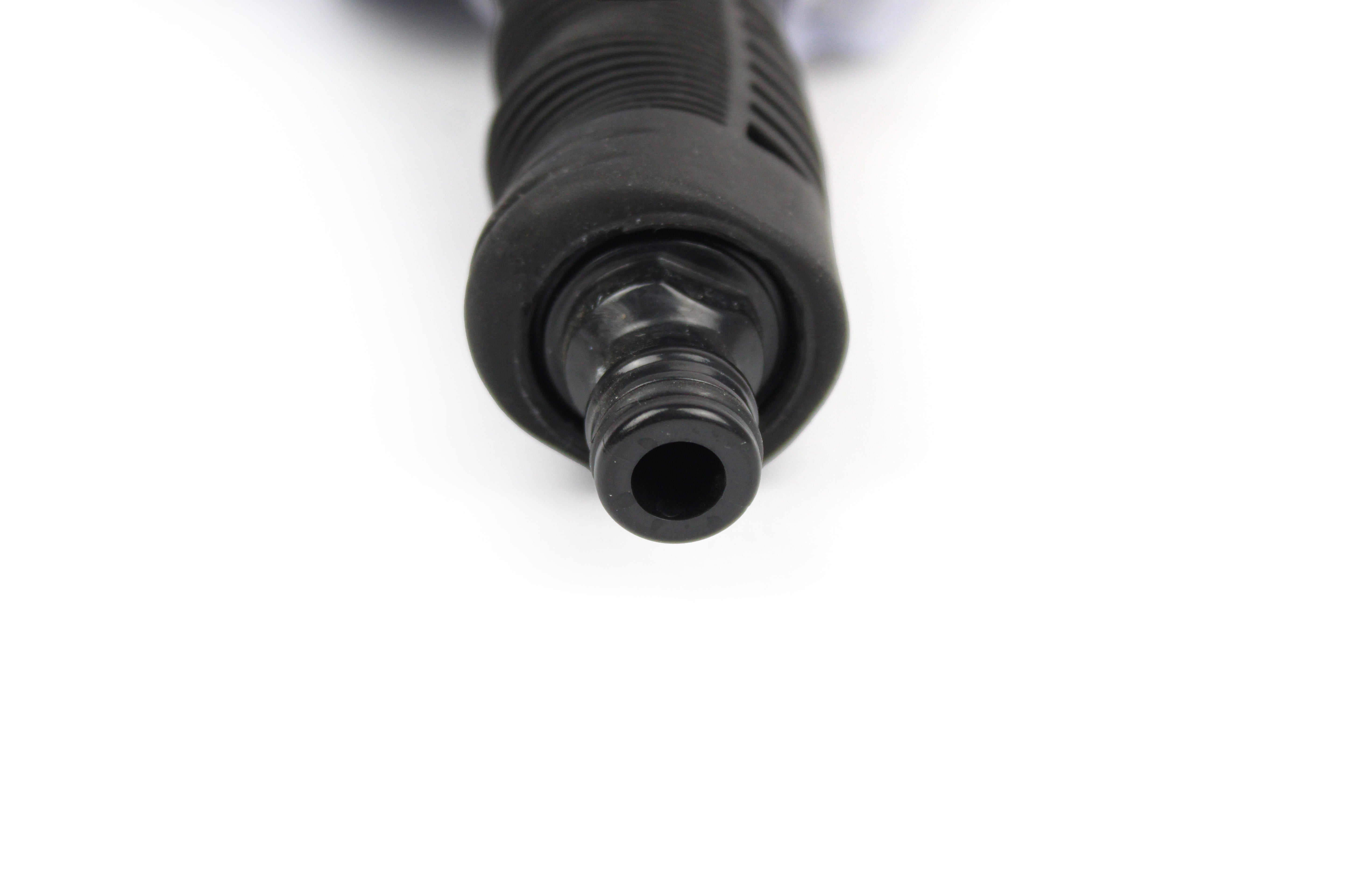 Hand Held Flow Through Brush