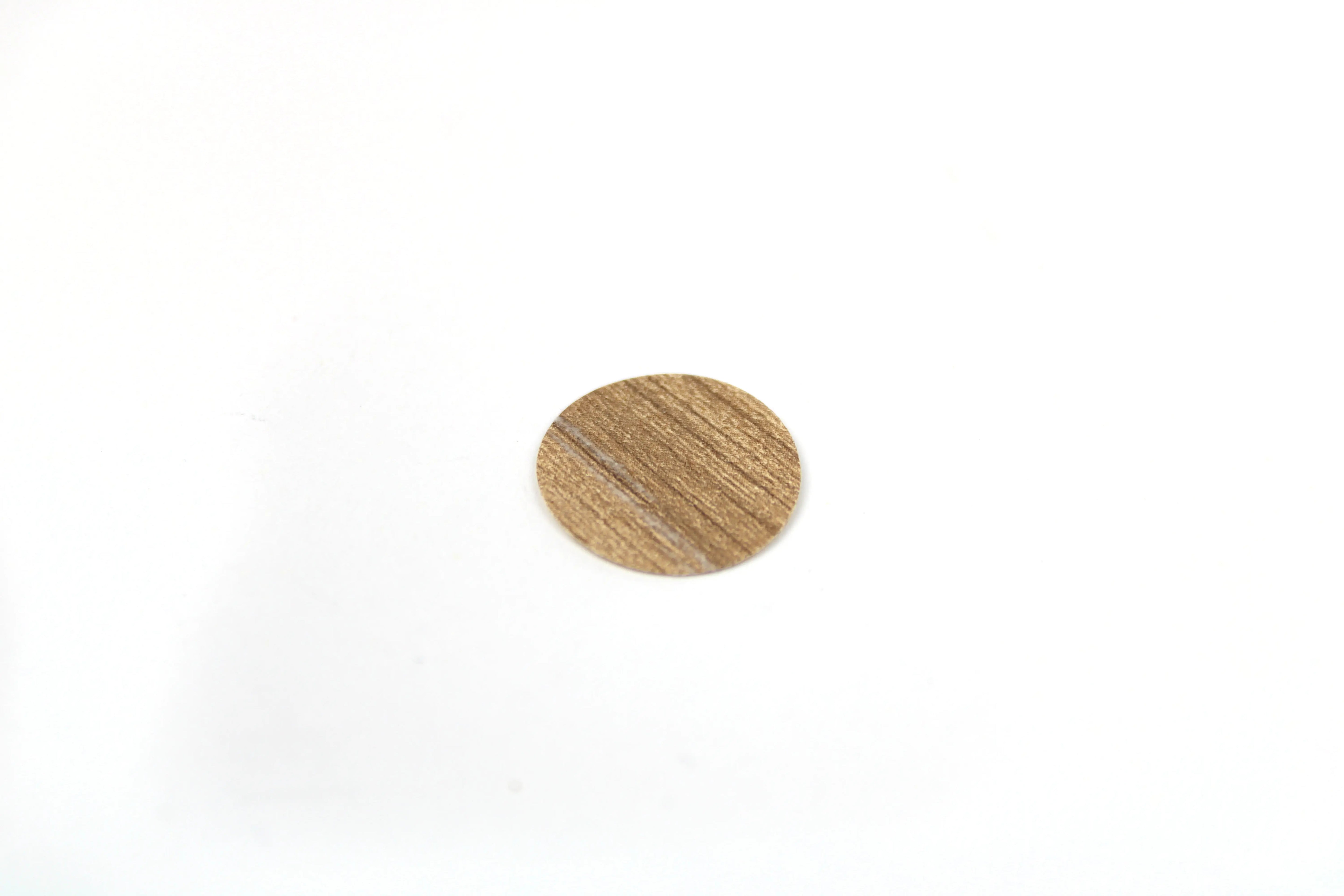 A pack of brown Moyet oak wood Auto-Trail motorhome 18mm paper dots.