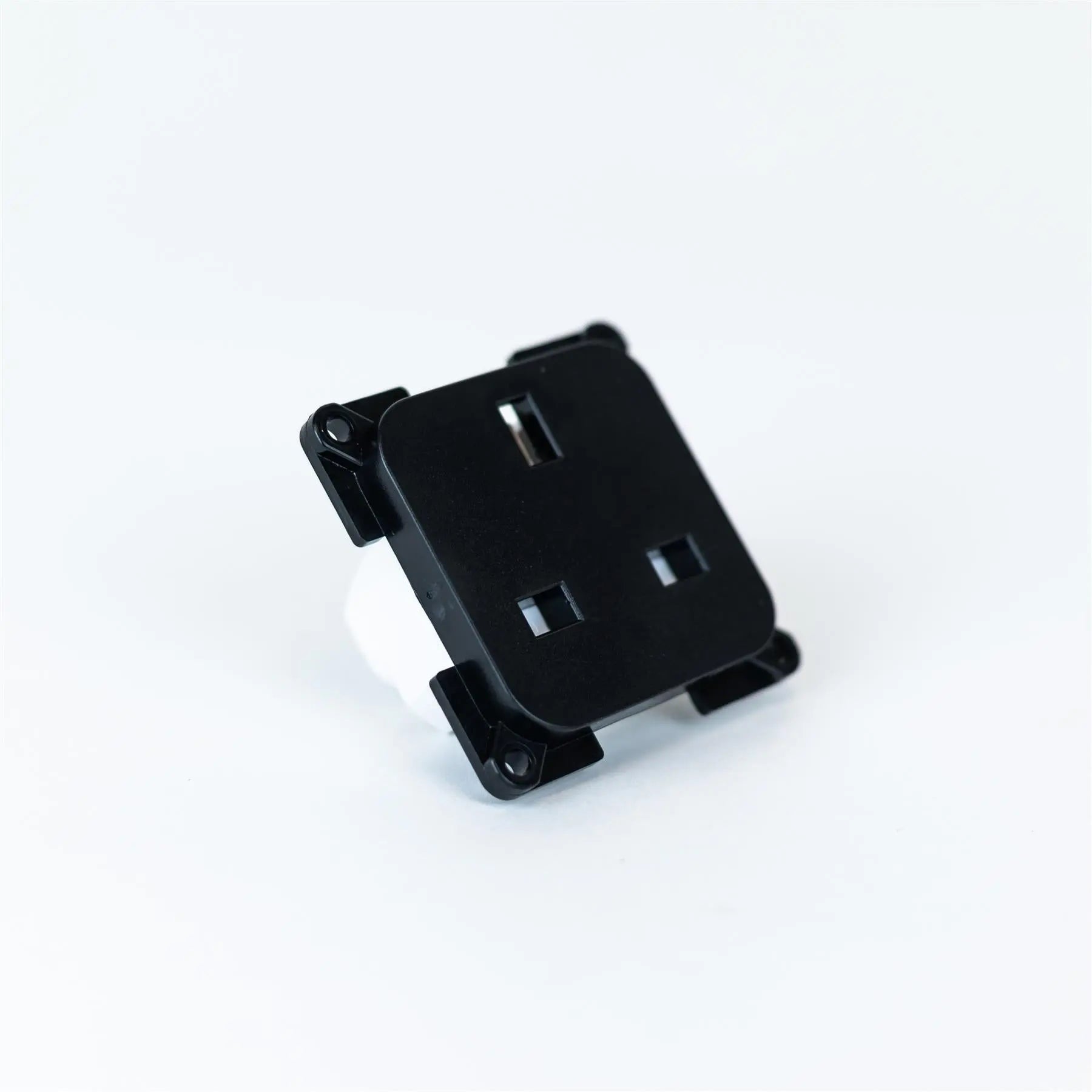 C-Line 13 Amp Socket C-Line