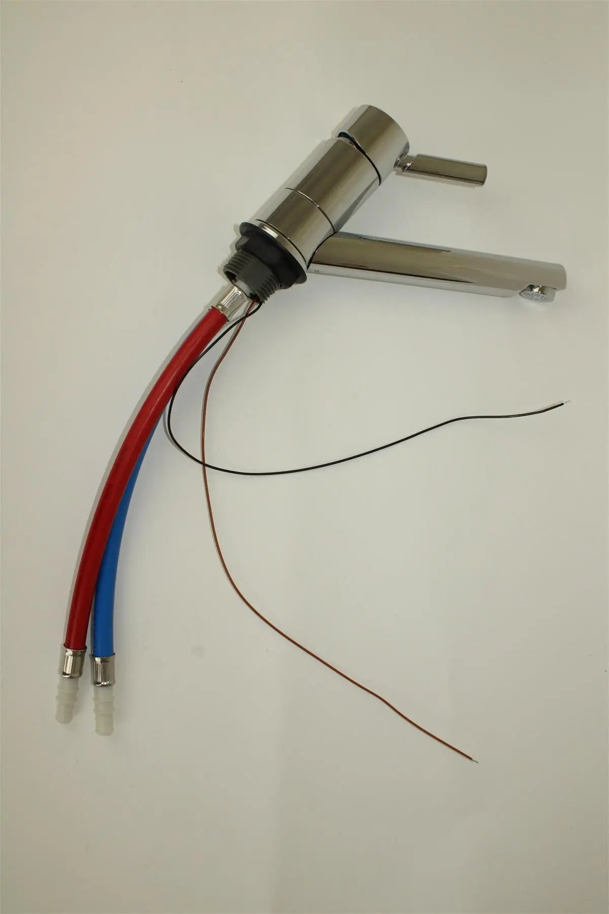Reich Trend E mixer Tap with 25cm flexi hose with barbed ends & 33mm hose size Reich