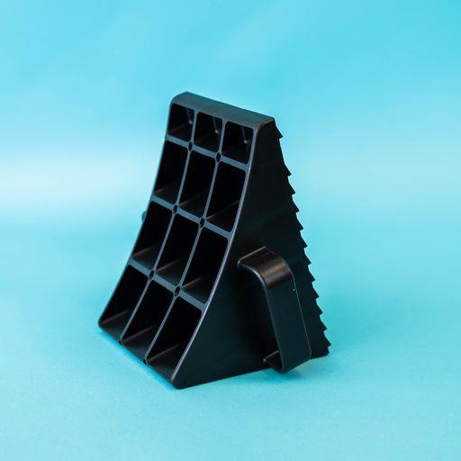 MGI Milenco Wedge Level with Chock