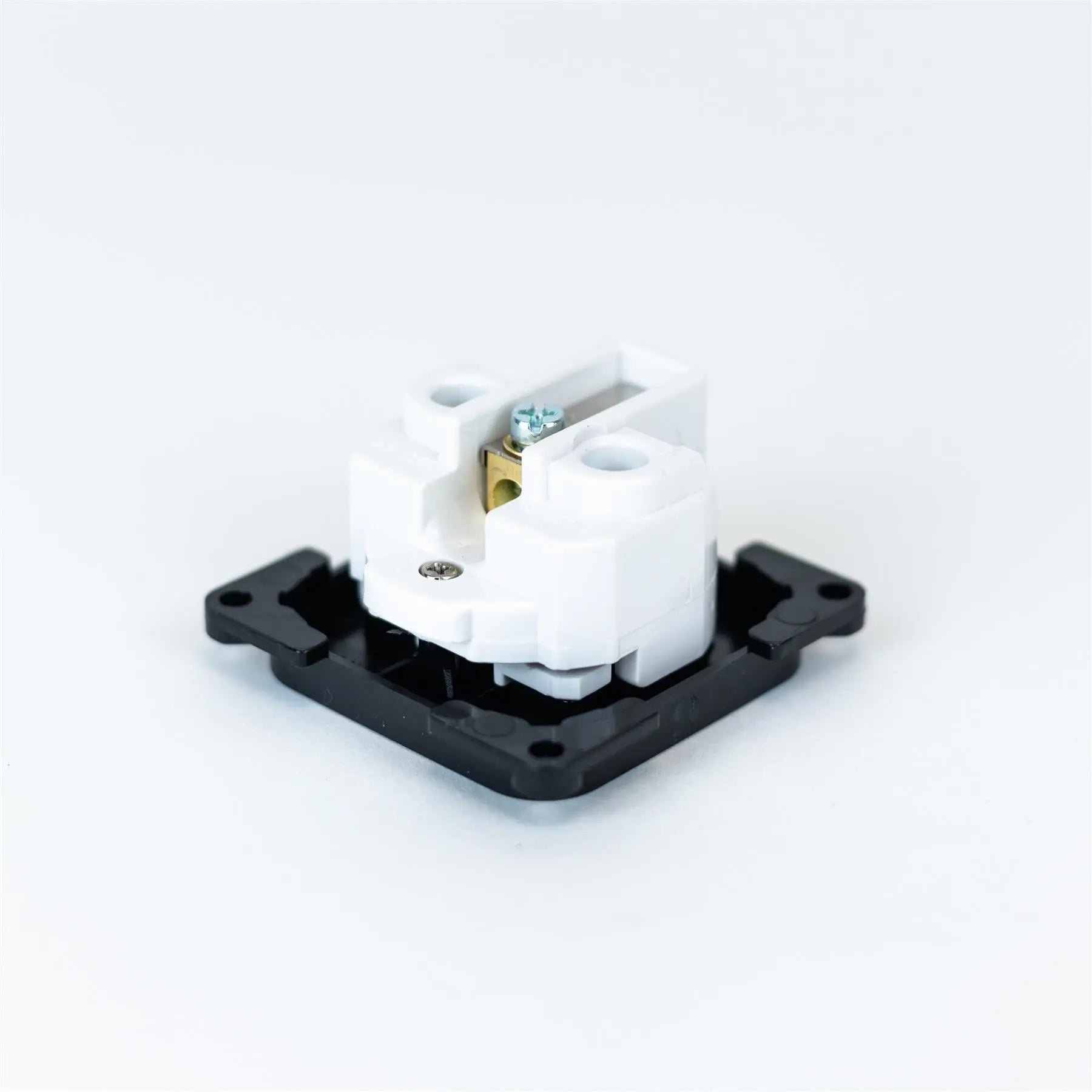 C-Line 13 Amp Socket C-Line