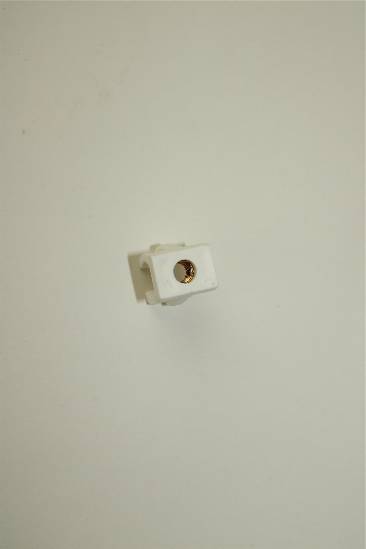 Dethleffs Clothes Rail Fixing