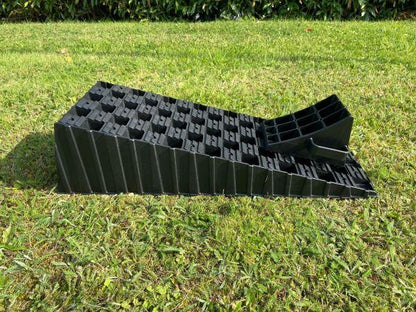 Milenco MGI Wedge XL Level & Chock Set