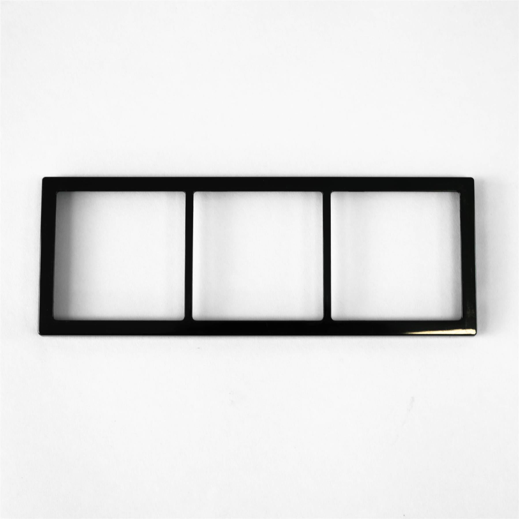 Dethleffs - 3 way face plate