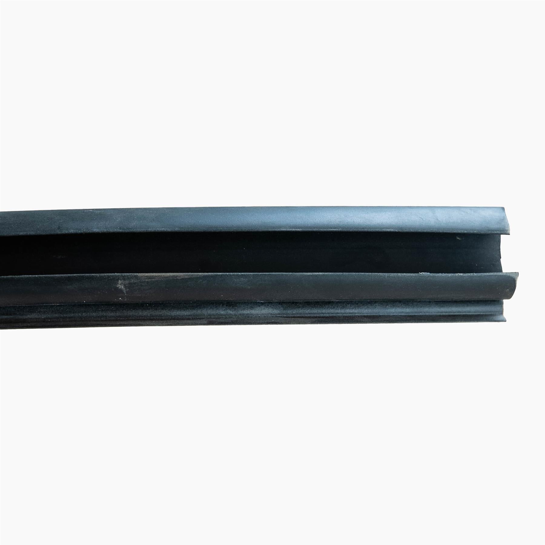 Roller Team 10 Metre Rubber Windscreen Seal