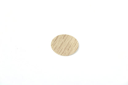 Oak paper dot with a white background