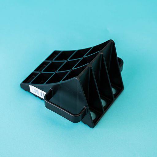 MGI Milenco Wedge Level with Chock