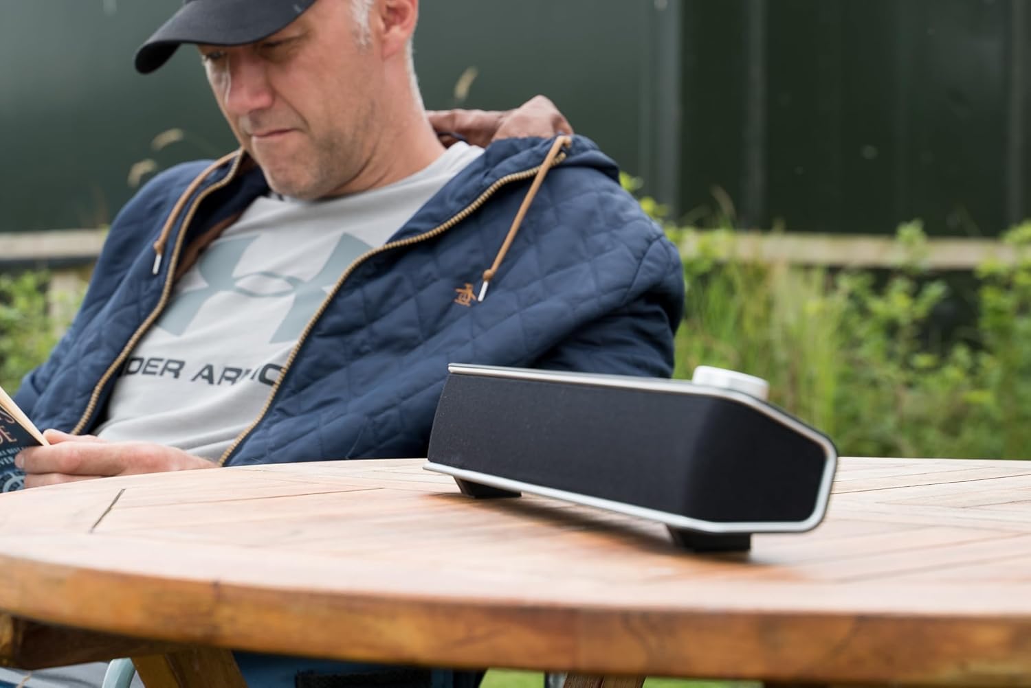 Falcon 10 Watt Soundbar High Quality Sound with Audio In, Bluetooth and Micro-SD