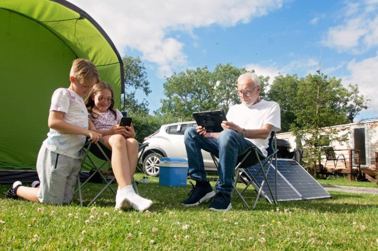 Falcon 22" LED TV, 4G Antenna and Soundbar Bundle