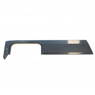 A grey nearside Roller Team Autoroller 746 motorhome garage skirt.