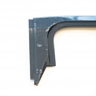 A grey nearside Roller Team Autoroller 746 motorhome garage skirt.